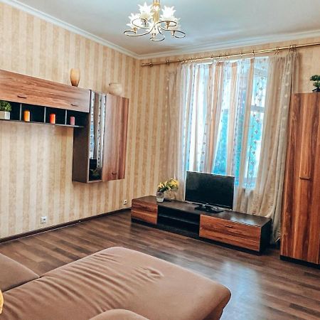 Квартира В Центре Крещатика Kiev Esterno foto