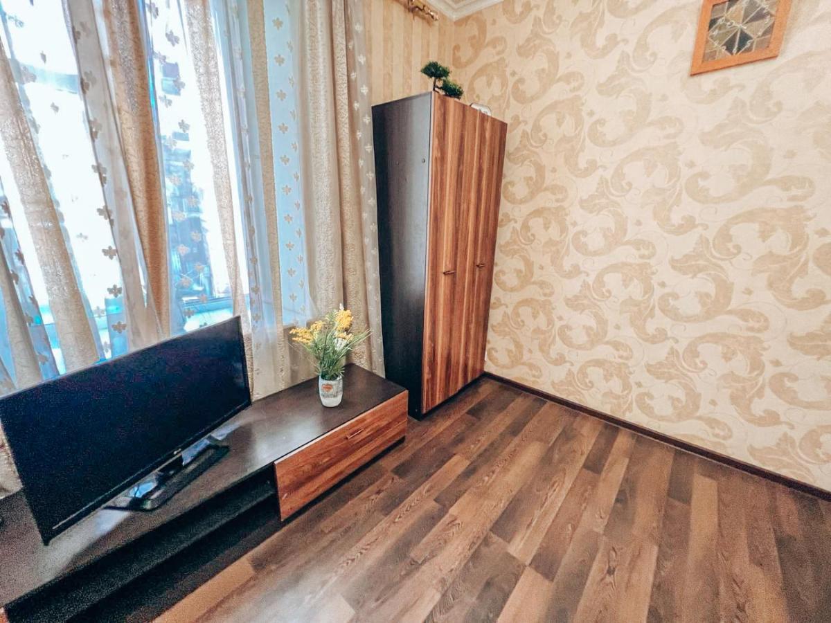 Квартира В Центре Крещатика Kiev Esterno foto