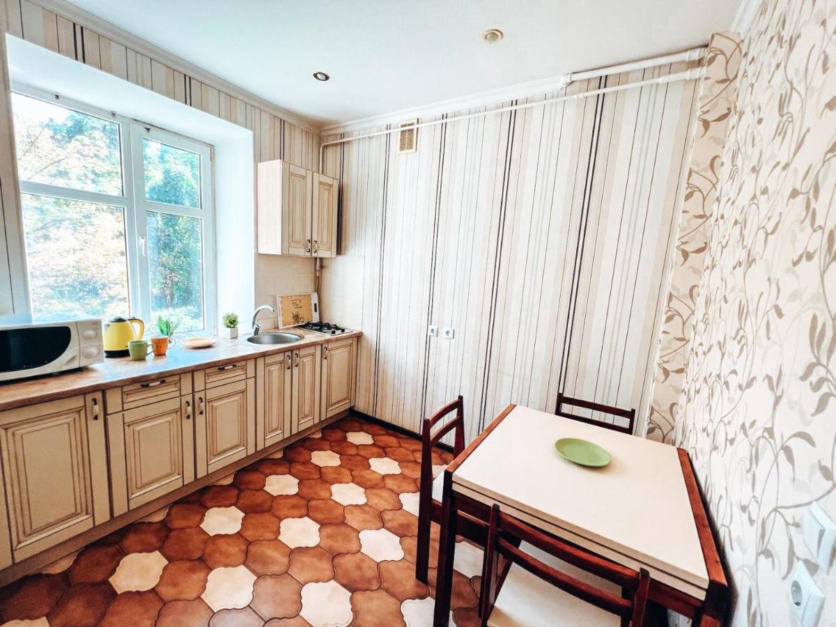 Квартира В Центре Крещатика Kiev Esterno foto